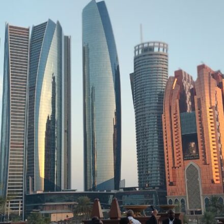 ABU DHABI: O lado bom do petróleo e gás
