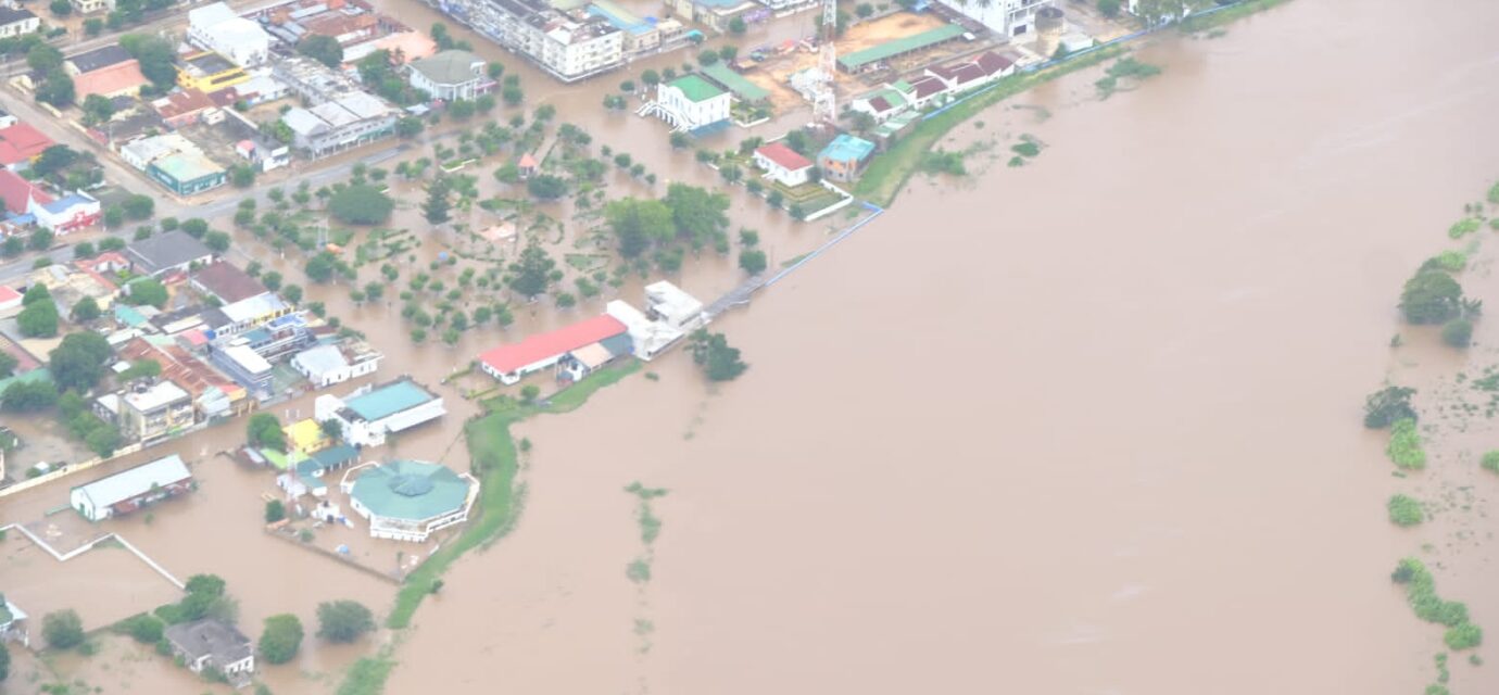 África do Sul apoia vítimas das cheias