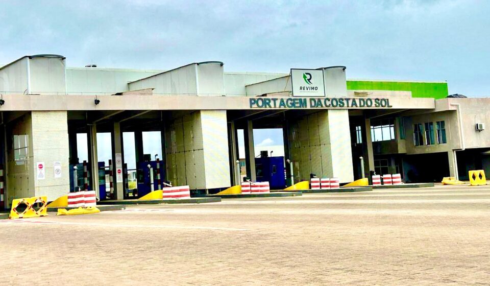 Fundo de Estradas Contrata Empresa Inexistente para Instalar Sistema de Cobrança de Portagens Fundo de Estradas Contrata Empresa Inexistente para Instalar Sistema de Cobrança de Portagens