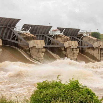 Sete bacias hidrográficas continuam em alerta