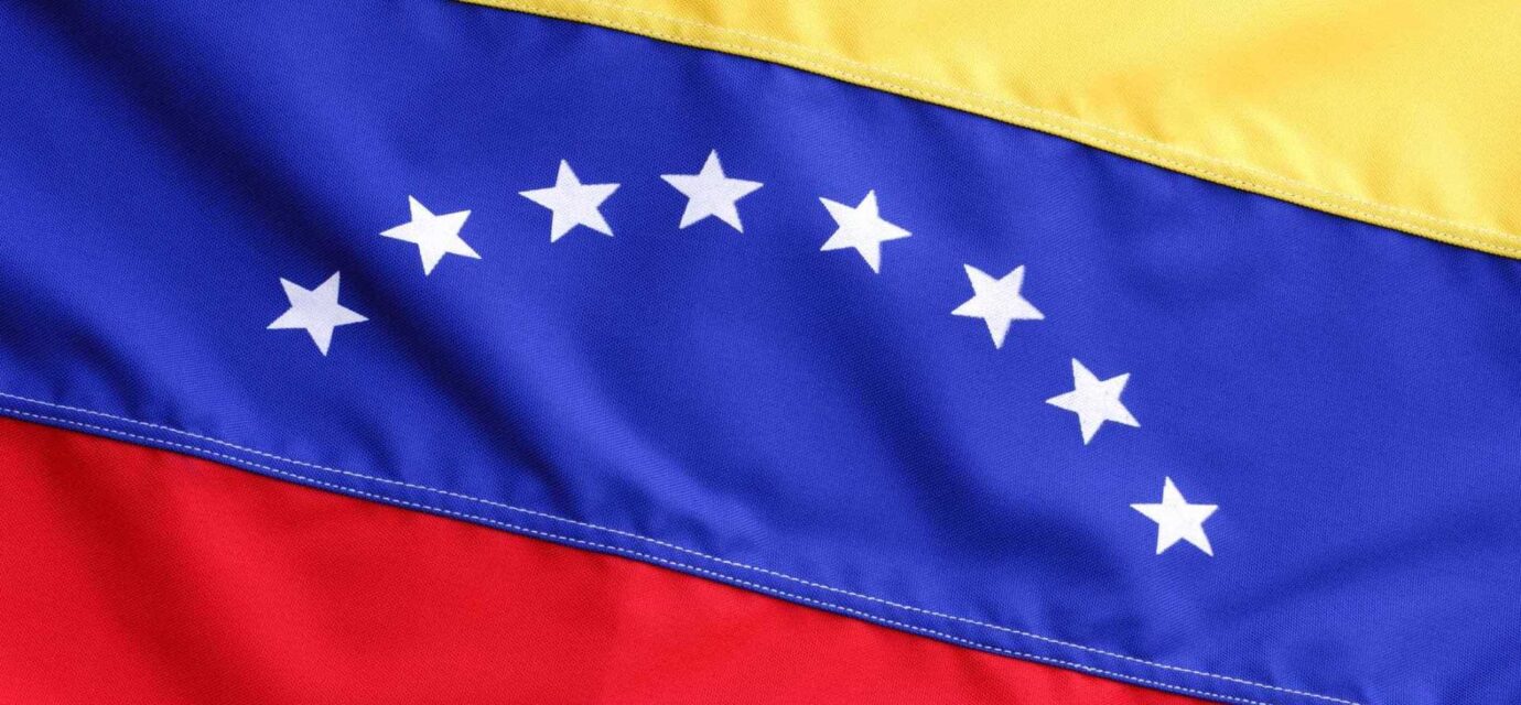 Tiros da polícia contra drones perto de palácio presidencial de Caracas