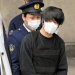 Tribunal japonês condena a prisão perpétua assassino de Shinzo Abe